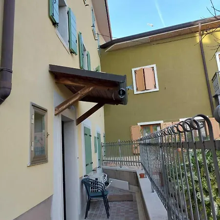 Apartment Dimora Montelago Roby