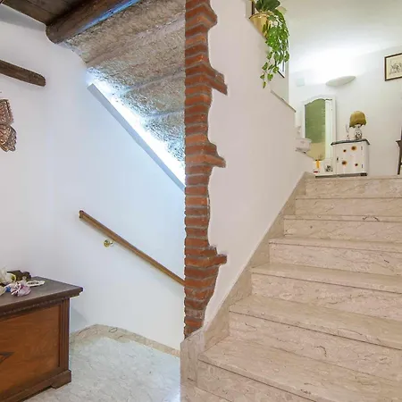 Dimora Montelago Roby Apartment